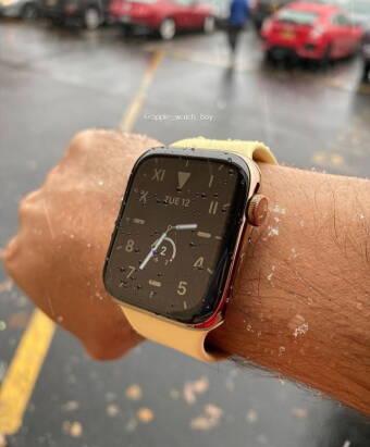 Apple Watch SE (44мм) черные