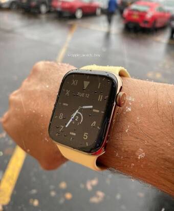 Apple Watch SE (40мм) розовый ремешок